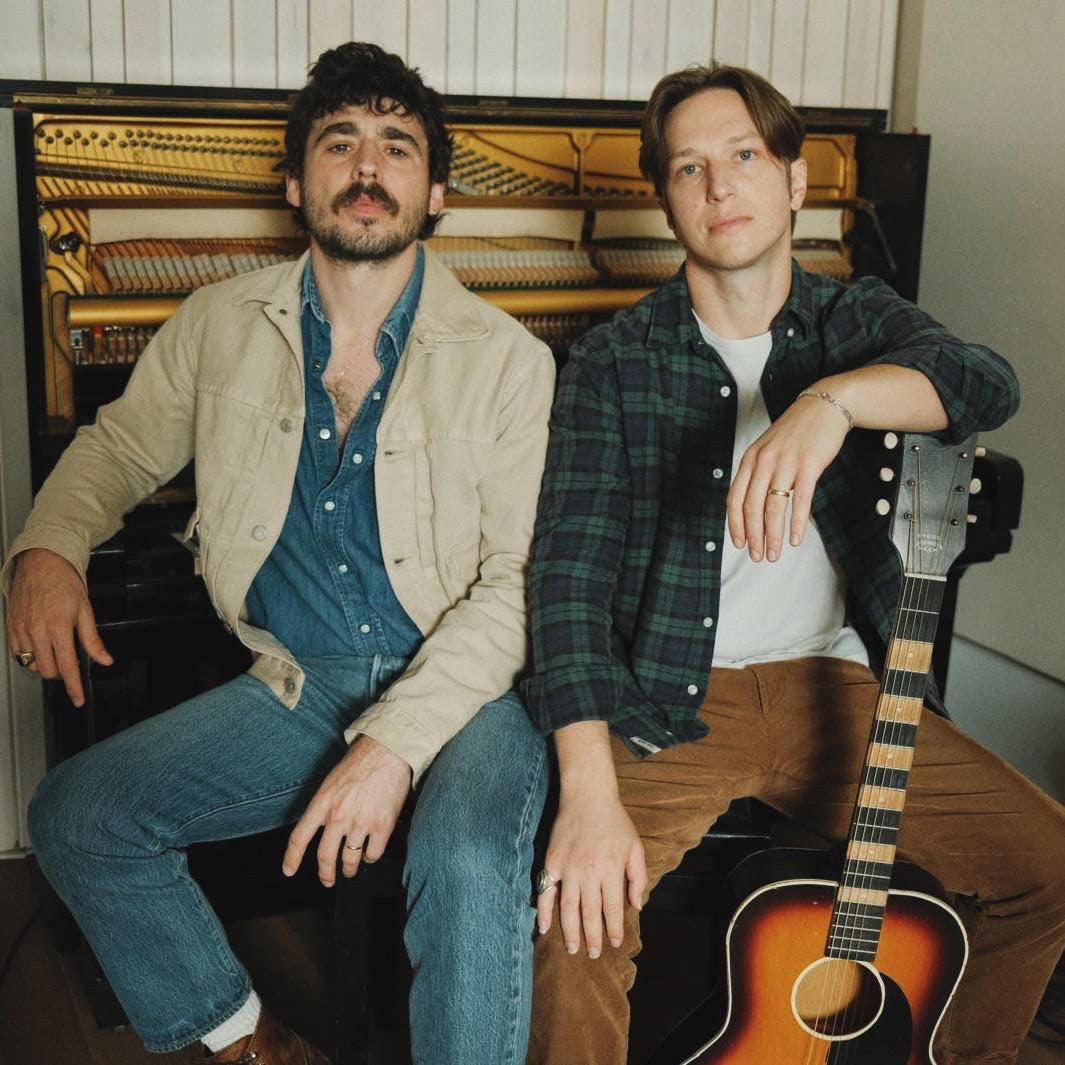 לי בירן ולורן פלד במופע ICONIC